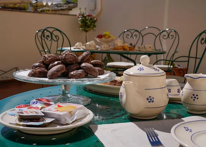 I Sei Volti לינה וארוחת בוקר 4*